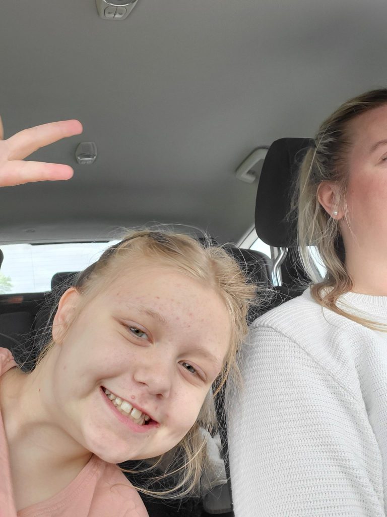Alice i bilen
